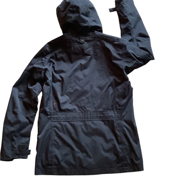 Lululemon Wet Coast Jacket - Picture 10 of 15